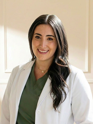 Dr. Claudia Amar